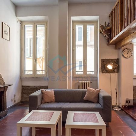 شقة Warm Nest In The Old Building Of Piazza Navona روما المظهر الخارجي الصورة