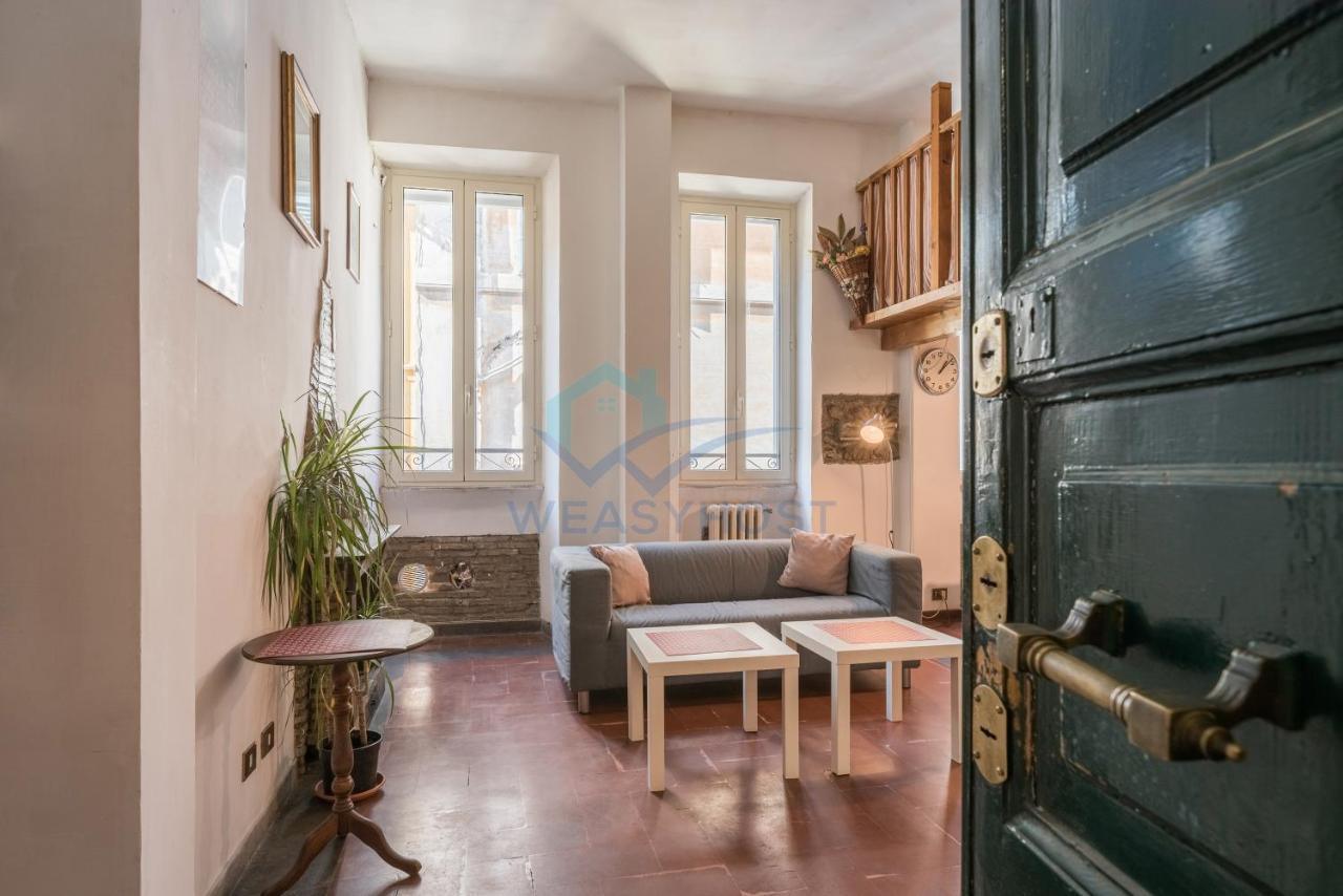 شقة Warm Nest In The Old Building Of Piazza Navona روما المظهر الخارجي الصورة